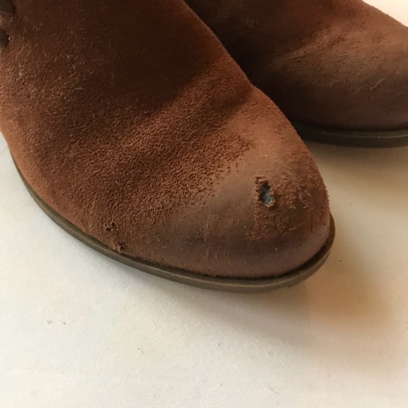 BOOTIES - Picture 3 of 4